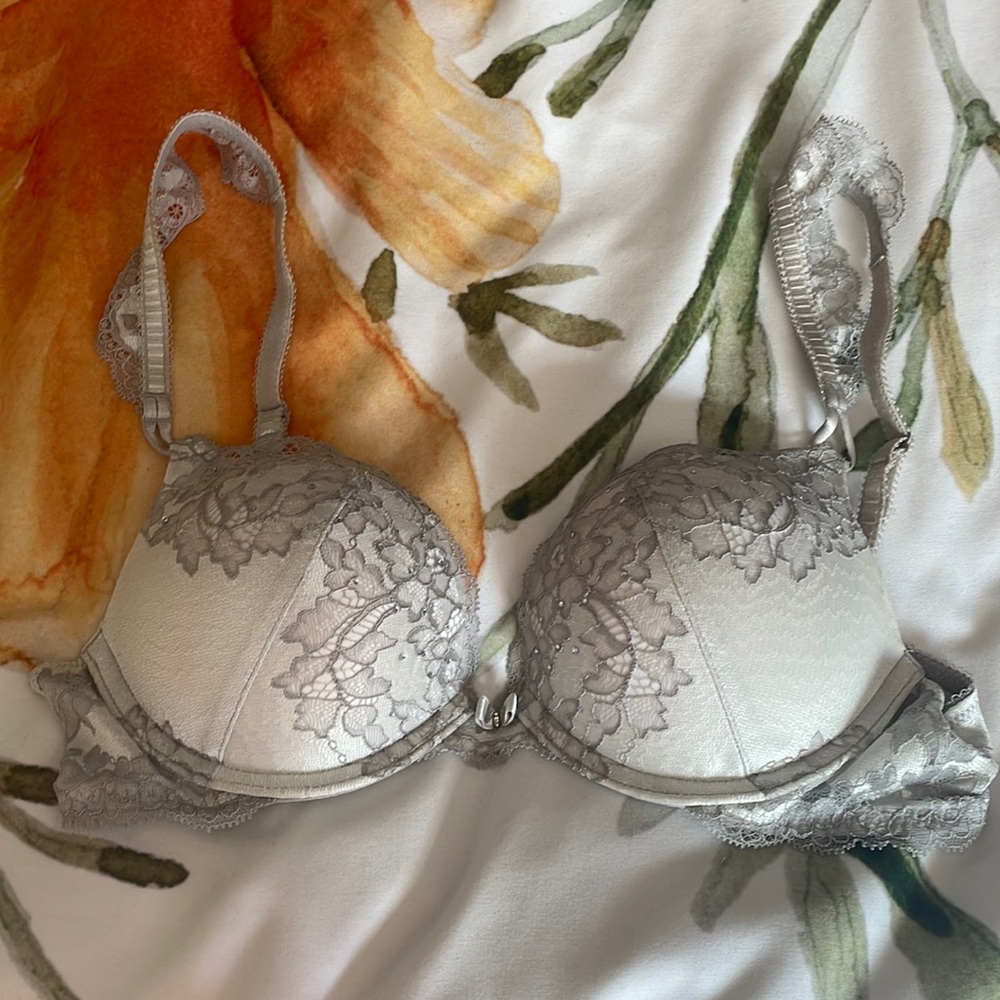 Victoria Secret Bombshell Bra